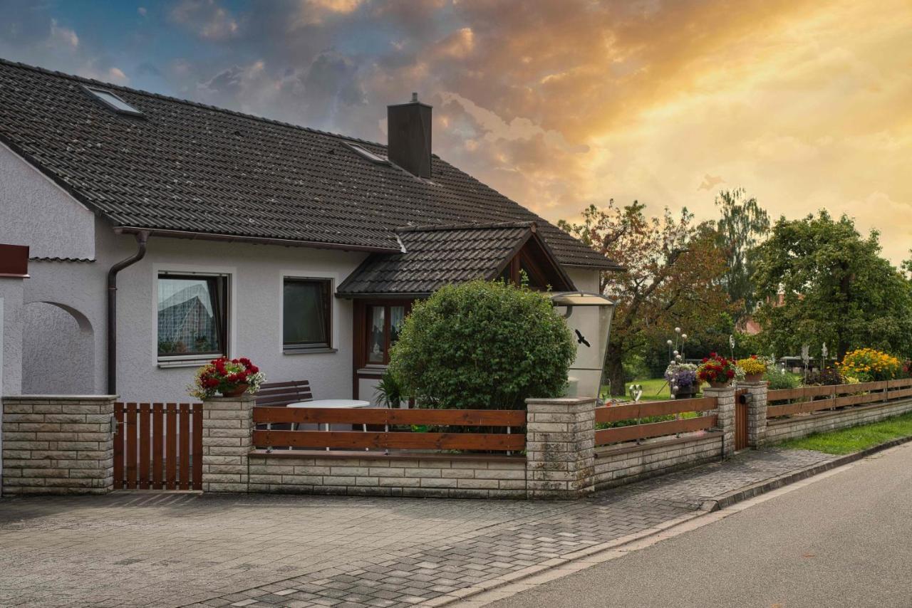 Ferienwohnung Werner Mit Terrasse Haundorf Екстериор снимка